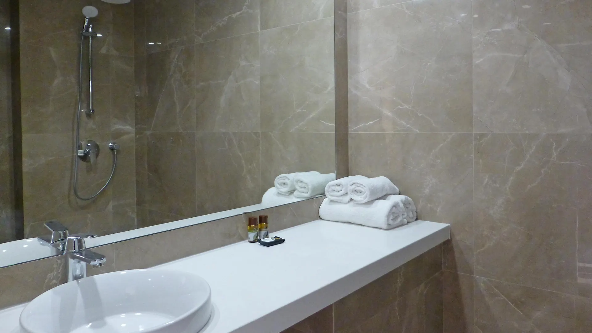 Sunrise Oasis Hotel & Waterpark Protaras