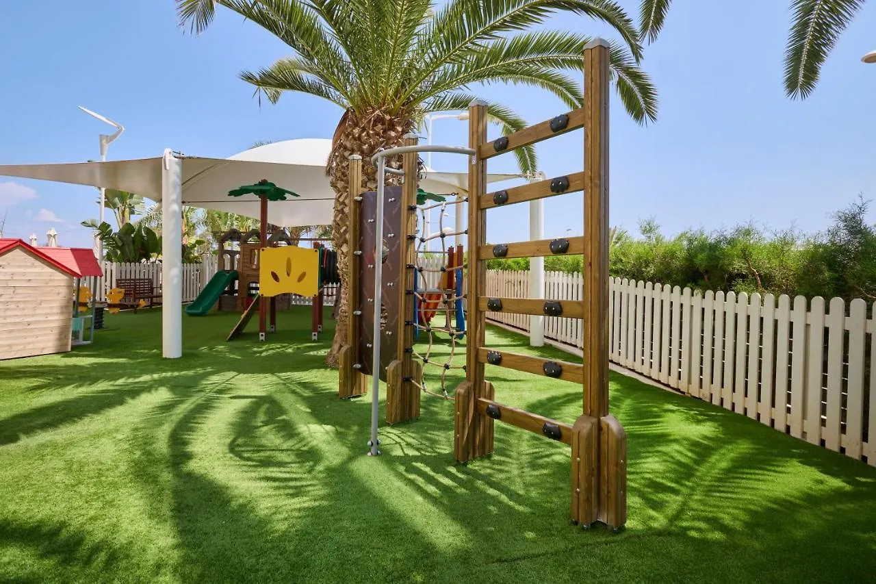 פרוטאראס Sunrise Oasis Hotel & Waterpark