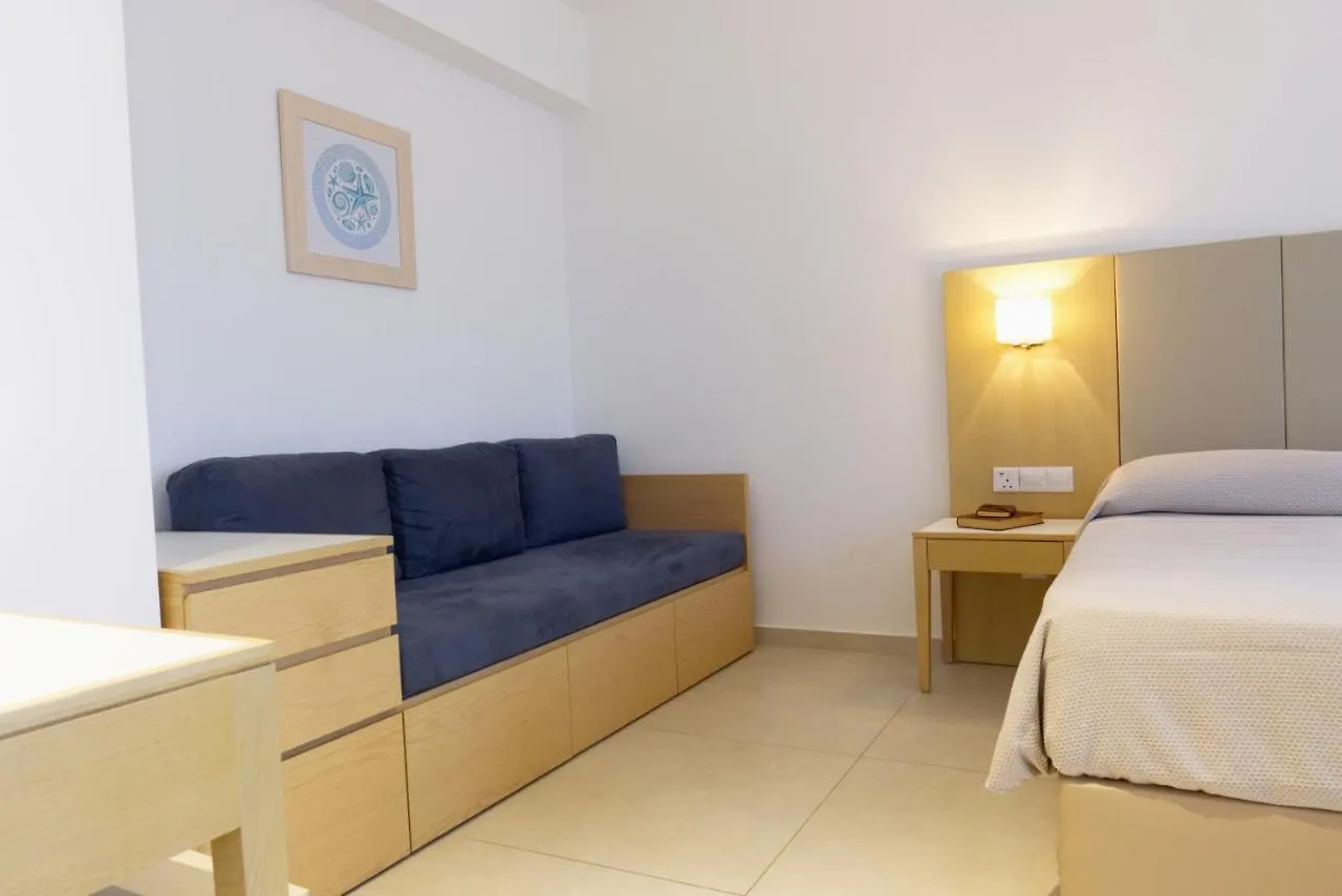 Sunrise Oasis Hotel & Waterpark Protaras 4*,