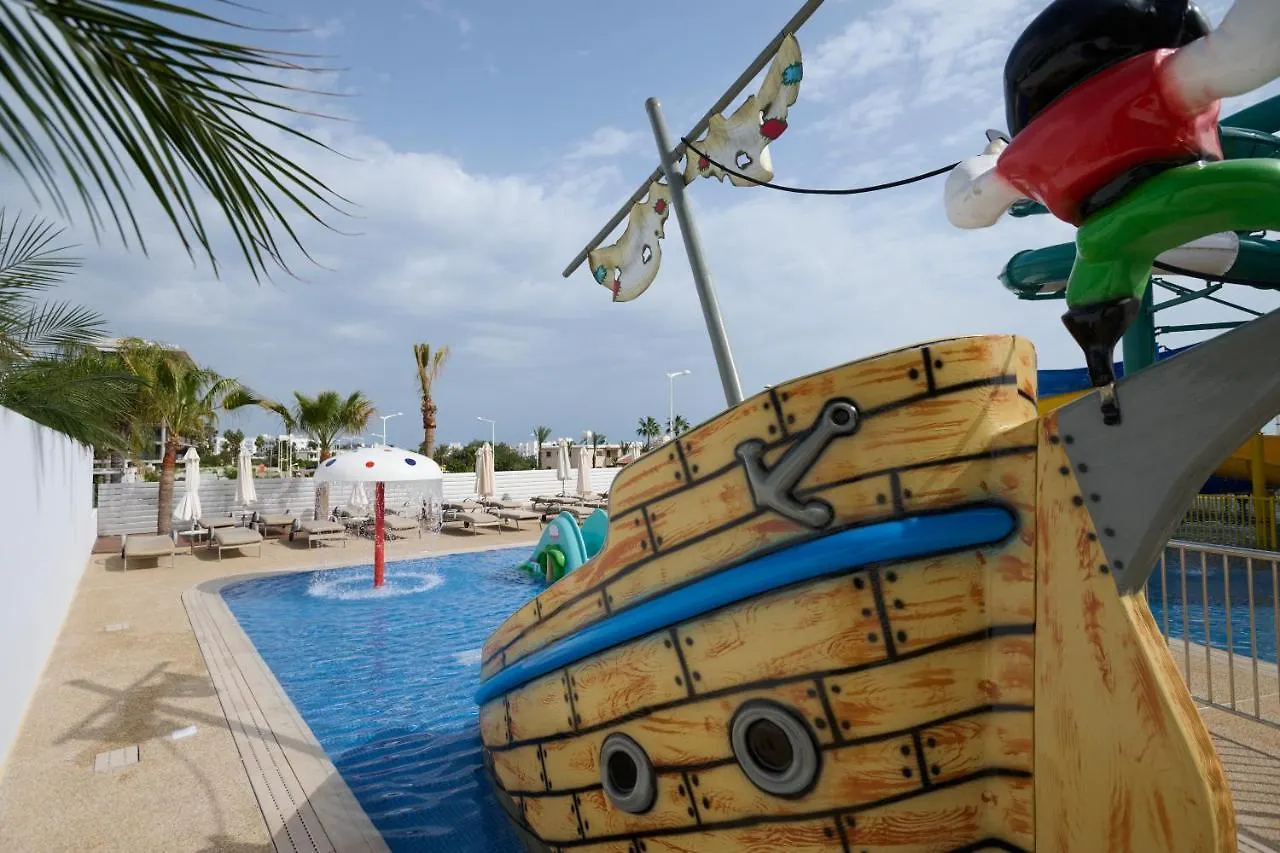 Sunrise Oasis Hotel & Waterpark Protaras