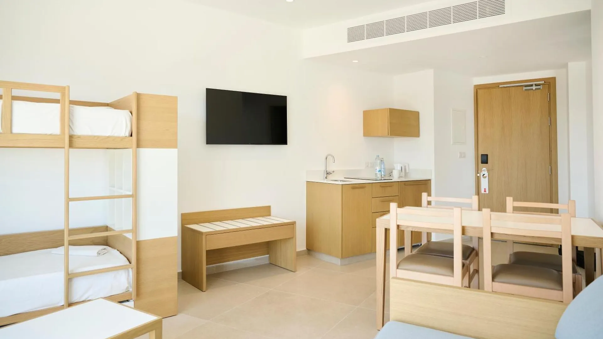 Sunrise Oasis Hotel & Waterpark Protaras