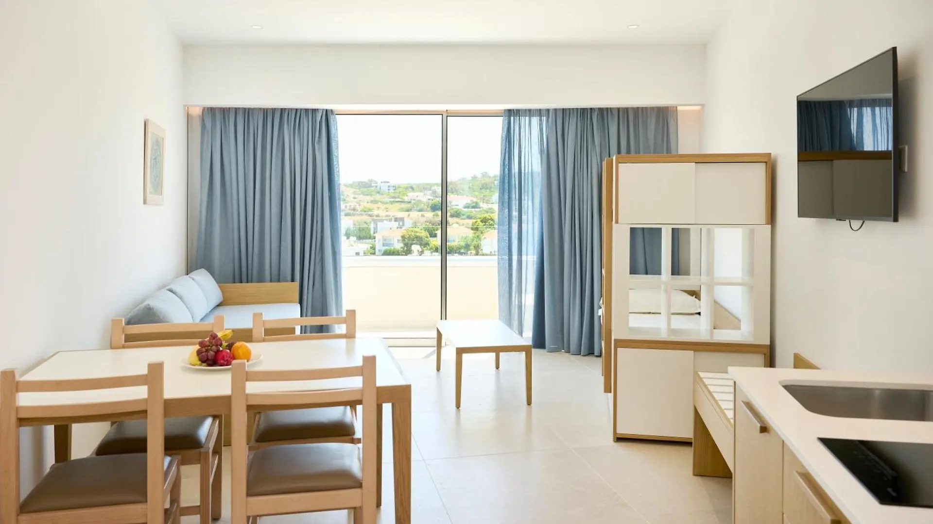 Sunrise Oasis Hotel & Waterpark Protaras