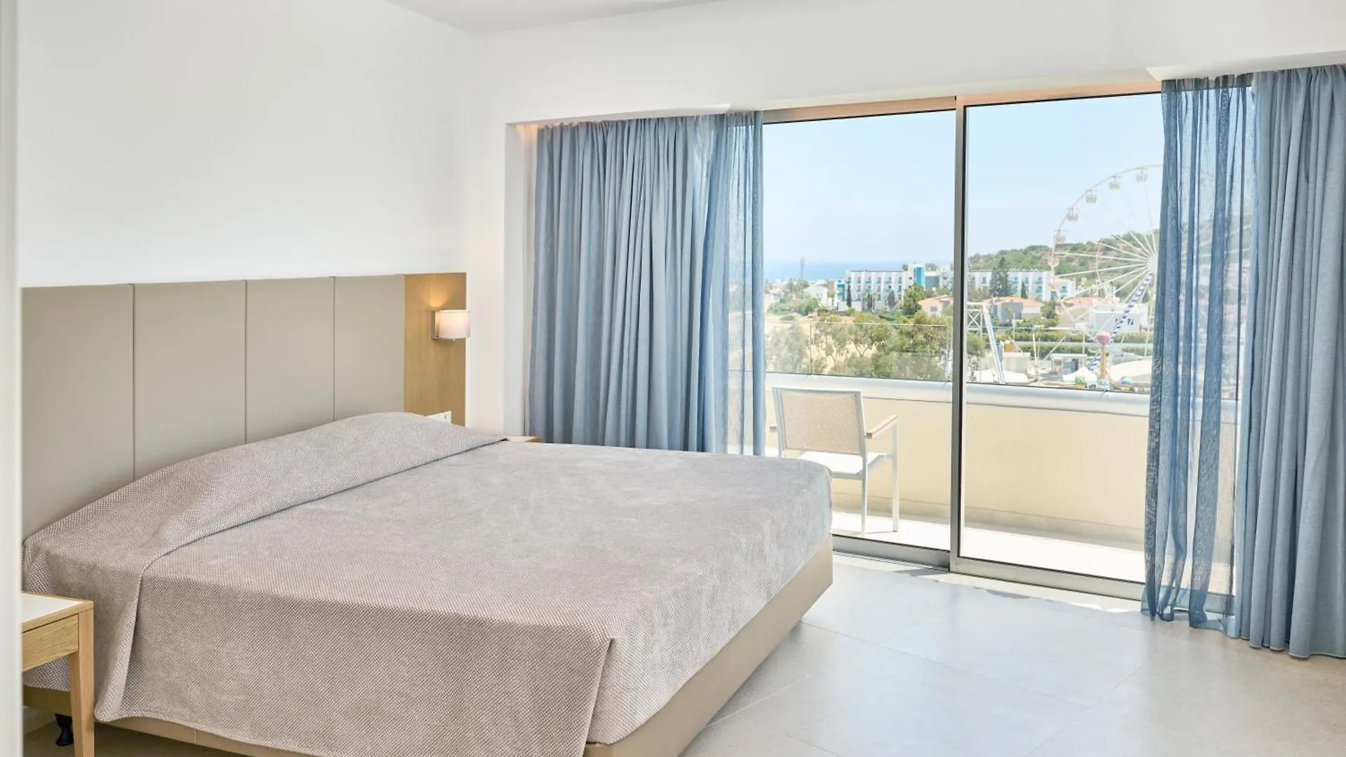 Sunrise Oasis Hotel & Waterpark Protaras