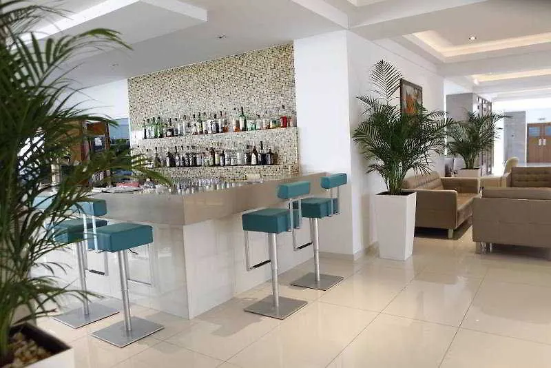 Sunrise Oasis Hotel & Waterpark Protaras